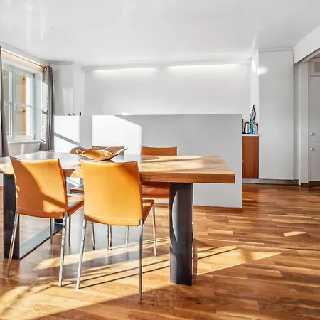 90m2 - 969 Sq Ft Of Luxury *