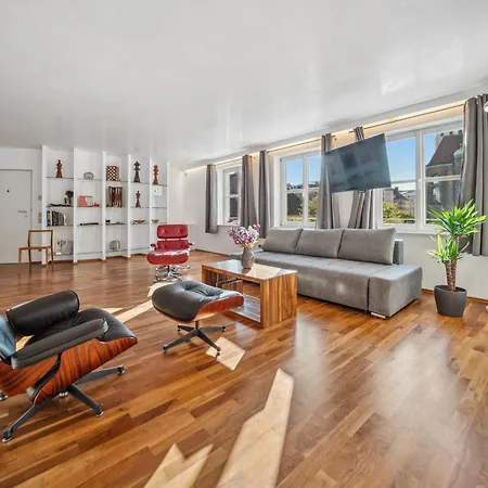 90m2 - 969 Sq Ft Of Luxury